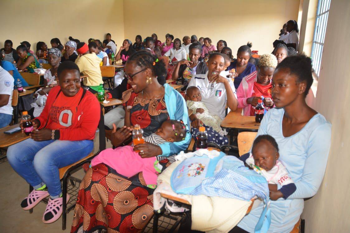 Light Up Rally for Young Mothers
